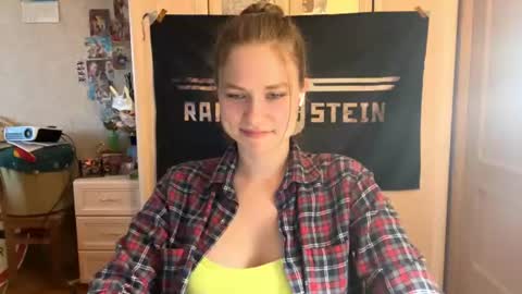 Snapshot of marlinker chatting on 7, 7, 2026 Codi online show from 7, 7, 2026
