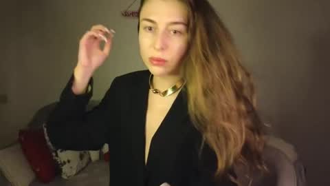 Snapshot of maroonaaa chatting on 8, 1, 2026 Mary online show from 8, 1, 2026