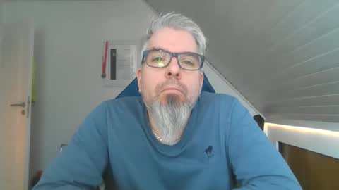 marriedcock1980 online show from 19, 2, 2026