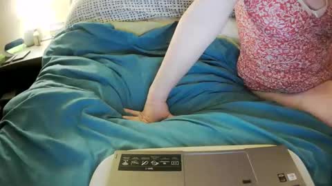 Snapshot of marriedcouple9 chatting on 5, 11, 2025 Jess and Nick online show from 5, 11, 2025