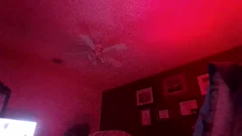 Snapshot of marrieddlbottomhungdltop chatting on 1, 12, 2025 Reparations for the departed online show from 1, 12, 2025