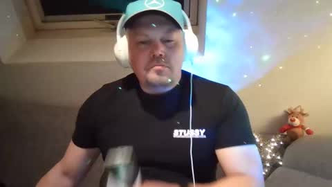 Snapshot of mars0481 chatting on 21, 12, 2025 mars0481 online show from 21, 12, 2025