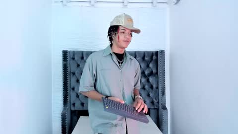 MARSHALL online show from 25, 11, 2025