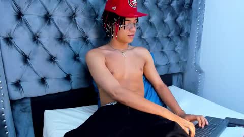 MARSHALL online show from 20, 12, 2025