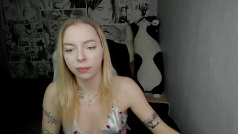 Snapshot of martha_cameron chatting on 2, 12, 2024 Martha Cameron online show from 2, 12, 2024