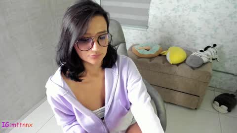 Snapshot of martiiinaa_ chatting on 3, 2, 2025 Martina online show from 3, 2, 2025