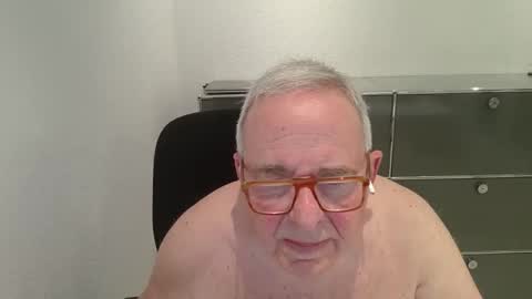 martin_1947 online show from 23, 11, 2025