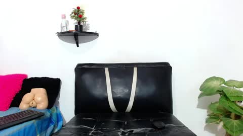 Snapshot of martin_fiit chatting on 19, 5, 2026 Martin instagrammartinfiit online show from 19, 5, 2026