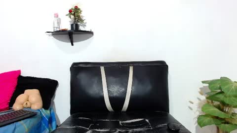 Snapshot of martin_fiit chatting on 7, 8, 2026 Martin instagrammartinfiit online show from 7, 8, 2026