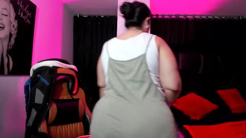 Snapshot of martina_foxy_ chatting on 10, 2, 2025   MARTINA   online show from 10, 2, 2025
