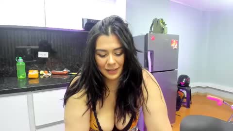 Snapshot of martina_foxy_ chatting on 18, 2, 2025   MARTINA   online show from 18, 2, 2025