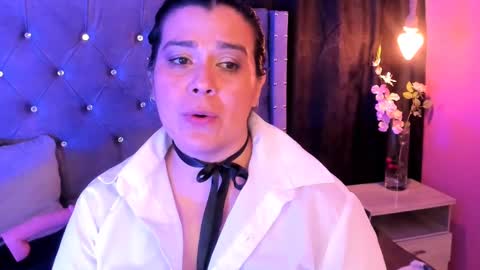 Snapshot of martina_foxy_ chatting on 19, 2, 2025   MARTINA   online show from 19, 2, 2025
