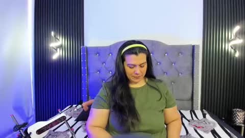 Snapshot of martina_foxy_ chatting on 9, 10, 2025   MARTINA   online show from 9, 10, 2025
