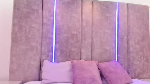 Martina Garcia online show from 9, 3, 2025