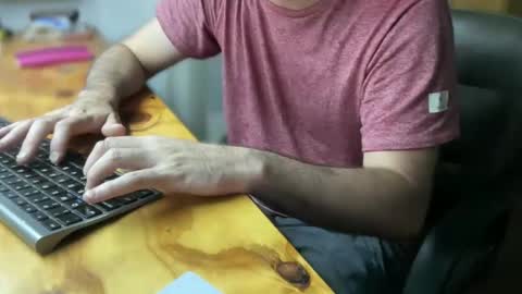 Martincito online show from 1, 1, 2025