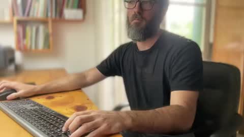 Martincito online show from 12, 2, 2025