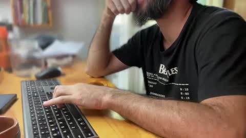 Martincito online show from 19, 2, 2025