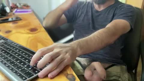 Snapshot of martincito22xl chatting on 28, 11, 2025 Martincito online show from 28, 11, 2025