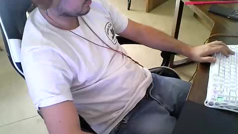 Snapshot of martingillesg chatting on 23, 4, 2026 martingillesg online show from 23, 4, 2026