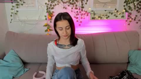Mary online show from 27, 10, 2025