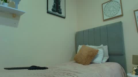 mary_cute9 online show from 12, 7, 2026