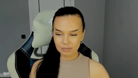 mary_jain13 online show from 10, 10, 2025