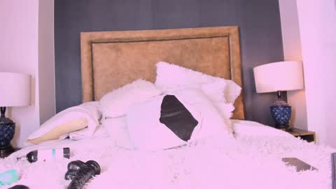 Snapshot of mary_kisss chatting on 6, 1, 2025   online show from 6, 1, 2025