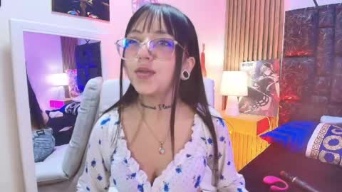 mary_luckaysha online show from 11, 5, 2026