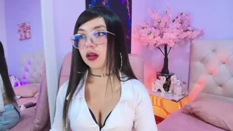 mary_luckaysha online show from 5, 8, 2026