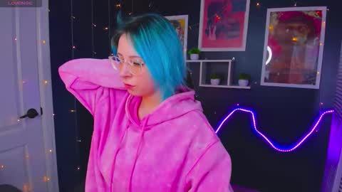 Snapshot of mary_radiant chatting on 19, 1, 2026 Mary online show from 19, 1, 2026