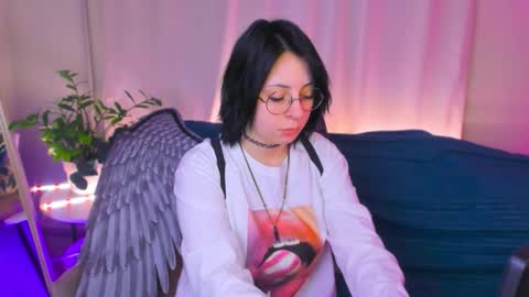 Snapshot of mary_radiant chatting on 6, 2, 2026 Mary online show from 6, 2, 2026