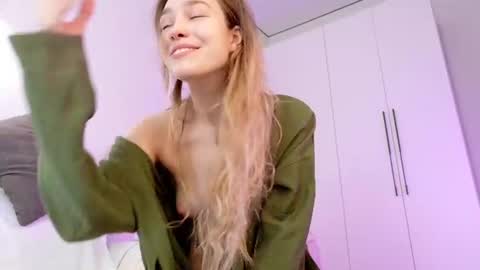 HelIo  Everyone Im MaryWelcome  to my room and  lets have  a good  time  together with me   online show from 13, 6, 2026