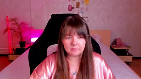 mary_stevenss online show from 8, 3, 2025