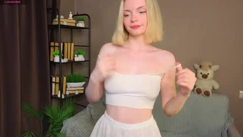 Mary online show from 4, 5, 2026