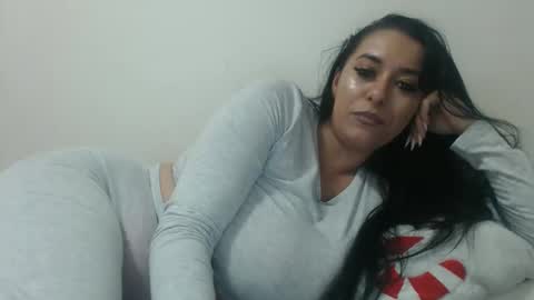 maryem online show from 4, 11, 2025