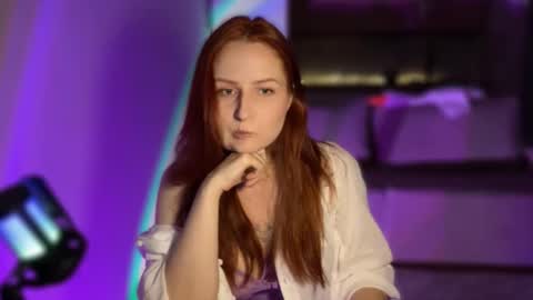 SirenVictoria online show from 8, 6, 2026