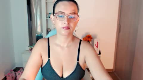 maryline online show from 21, 11, 2025