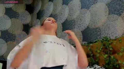 Snapshot of maryshiotta chatting on 7, 2, 2025 Mary online show from 7, 2, 2025