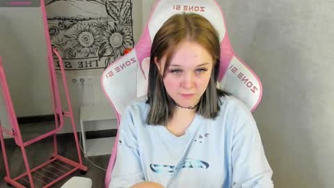 Snapshot of maryshiotta chatting on 5, 3, 2025 Mary online show from 5, 3, 2025