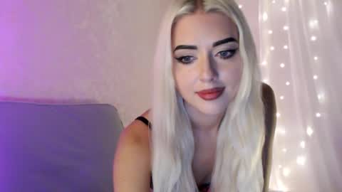 Snapshot of maryvi chatting on 15, 9, 2025 MaryVi online show from 15, 9, 2025