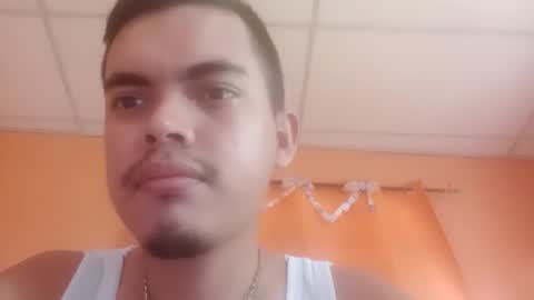 Snapshot of maserati120 chatting on 26, 10, 2025 Max online show from 26, 10, 2025