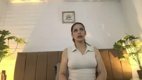 MashaPink online show from 9, 6, 2026
