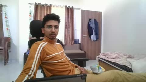 Snapshot of maskboyz2003 chatting on 16, 12, 2024 maskboyz2003 online show from 16, 12, 2024