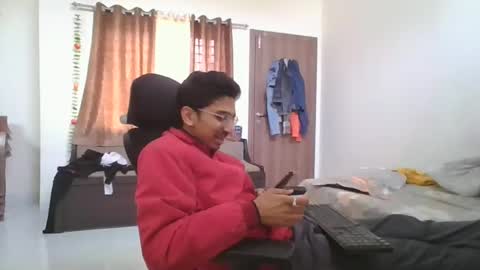 Snapshot of maskboyz2003 chatting on 17, 1, 2025 maskboyz2003 online show from 17, 1, 2025