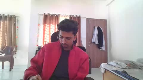 Snapshot of maskboyz2003 chatting on 2, 2, 2025 maskboyz2003 online show from 2, 2, 2025