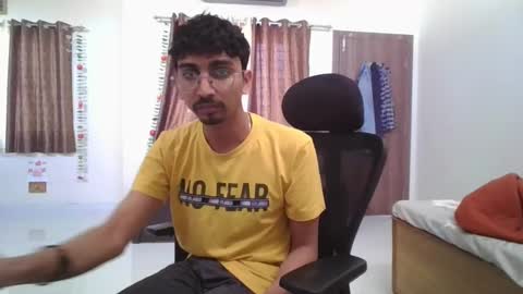 Snapshot of maskboyz2003 chatting on 6, 3, 2025 maskboyz2003 online show from 6, 3, 2025