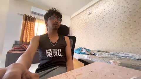 Snapshot of maskboyz2003 chatting on 11, 10, 2025 maskboyz2003 online show from 11, 10, 2025