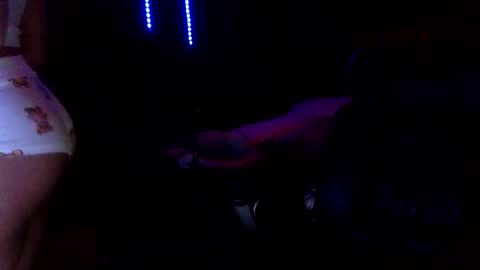 Snapshot of maskddcouple chatting on 23, 3, 2026 maskddcouple online show from 23, 3, 2026