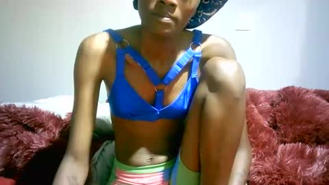 maskgang001 online show from 2, 12, 2025