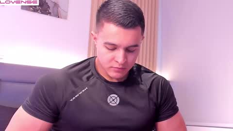 Mason Bennet online show from 13, 12, 2025